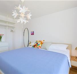 3 Bedroom Apartment with 2 Balconies near Dubrovnik Old Town, Sleeps 5-6